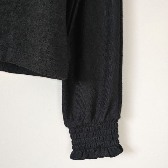 GAP Softspun Long Sleeve Top with Smocked Cuffs Size XS Black - Picture 8 of 11